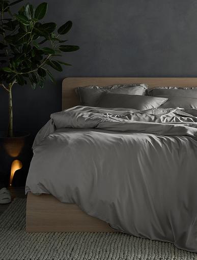 Hush Blankets logo