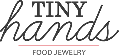 Tiny Hands logo